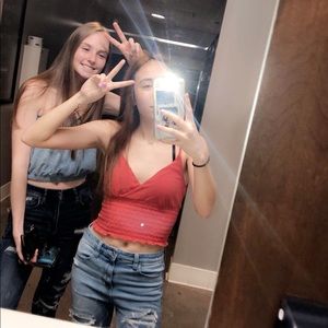 Meet your Posher, Loralee